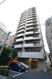 東京都文京区湯島２ 14階建 築28年5ヶ月