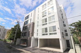 北海道札幌市中央区南二条西１８ 5階建 築4年9ヶ月