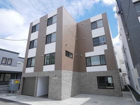 北海道札幌市中央区南十三条西６ 4階建 築6年2ヶ月
