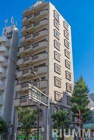 東京都新宿区余丁町 地上10階地下1階建