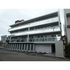 北海道札幌市豊平区平岸三条１１ 4階建 築3年9ヶ月