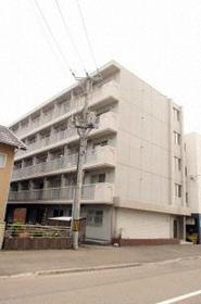 北海道札幌市北区北二十二条西４ 5階建 築39年7ヶ月
