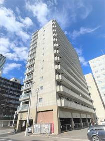 北海道札幌市中央区南一条東３ 13階建 築17年3ヶ月
