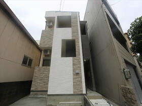 愛知県名古屋市中区新栄２ 2階建 築10年3ヶ月