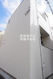 愛知県名古屋市北区東水切町３ 2階建 築9年9ヶ月