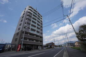 愛媛県松山市樽味２ 10階建 築15年8ヶ月