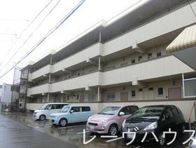 福岡県福岡市南区横手２ 3階建