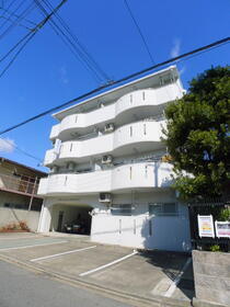愛知県名古屋市瑞穂区柳ケ枝町２ 4階建 築35年7ヶ月