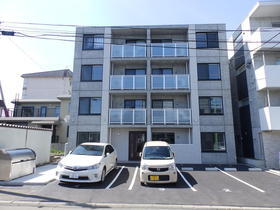 北海道札幌市西区二十四軒三条５ 4階建 築4年3ヶ月