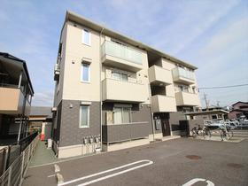 愛知県豊川市上野２ 3階建 築6年8ヶ月