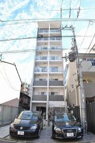 京都府京都市中京区壺屋町 8階建
