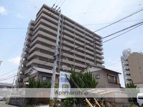 サーパス新田 13階建