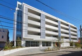 東京都新宿区市谷薬王寺町 地上6階地下1階建 築3年1ヶ月