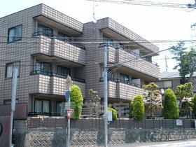 兵庫県川西市東畦野２ 3階建 築28年9ヶ月