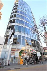 東京都新宿区上落合３ 地上14階地下2階建 築18年10ヶ月