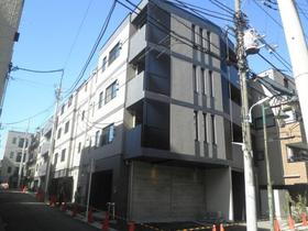 東京都目黒区原町１ 4階建 築6年6ヶ月
