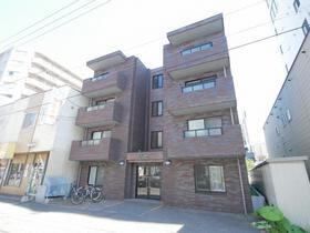 北海道札幌市中央区南八条西１２ 4階建 築20年8ヶ月