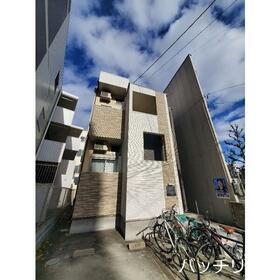 愛知県名古屋市中区新栄２ 2階建 築10年3ヶ月