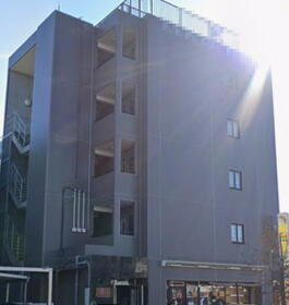 埼玉県さいたま市大宮区北袋町１ 5階建 築23年10ヶ月