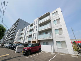 北海道札幌市中央区北十条西１７ 4階建 築10年9ヶ月