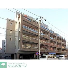 Ｈ＆Ｍ南青山　ＥＡＳＴ