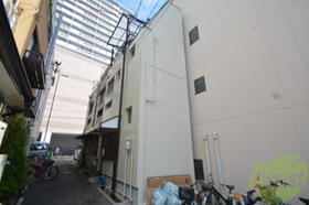 兵庫県神戸市兵庫区湊町２ 3階建 築55年10ヶ月