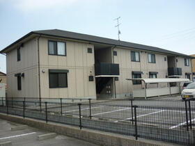 兵庫県三木市大村 2階建