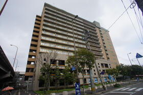 福岡県福岡市博多区美野島４ 賃貸マンション