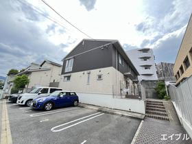 福岡県福岡市中央区小笹２ 2階建 築9年4ヶ月