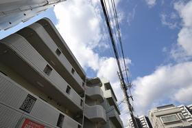 広島県広島市中区西白島町 4階建 築26年3ヶ月