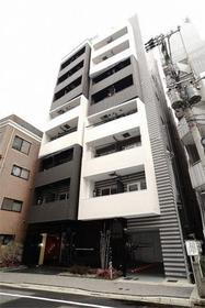 東京都北区赤羽１ 11階建