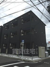 アーバンコート 3階建