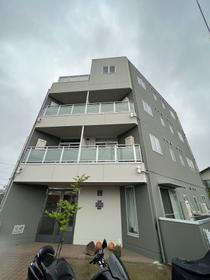 神奈川県川崎市宮前区有馬１ 4階建 築15年4ヶ月
