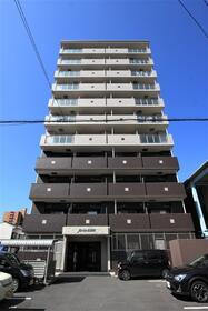 愛媛県松山市松前町３ 11階建
