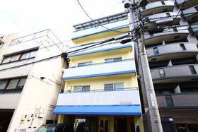 広島県広島市中区本川町２ 5階建