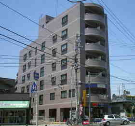 千葉県浦安市猫実５ 7階建 築32年3ヶ月