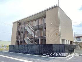 徳島県板野郡北島町鯛浜字川久保 3階建