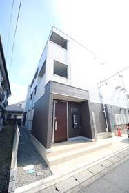 神奈川県海老名市東柏ケ谷２ 3階建 築7年2ヶ月
