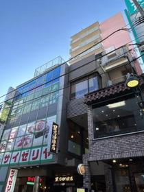東京都目黒区自由が丘２ 地上10階地下1階建 築42年5ヶ月