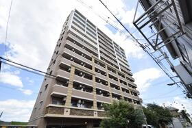 大阪府大阪市北区長柄西２ 13階建