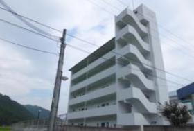 兵庫県神崎郡神河町中村 5階建 築26年3ヶ月