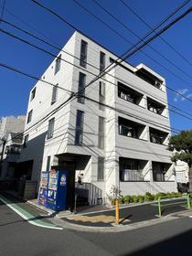 東京都葛飾区西新小岩４ 4階建 築6年4ヶ月