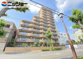 イースト・リバージュ