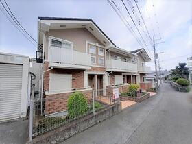 神奈川県藤沢市善行坂２ 2階建 築18年8ヶ月