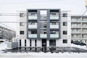 北海道札幌市豊平区豊平八条１１ 4階建 築3年5ヶ月