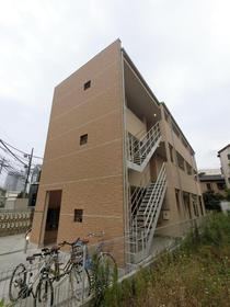 神奈川県川崎市中原区上小田中５ 3階建 築6年4ヶ月