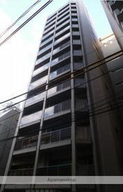 クレイシア新宿 16階建