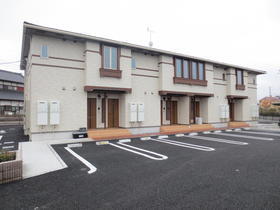 茨城県那珂市菅谷 2階建