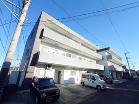 ランテルナ　Ｂ 3階建