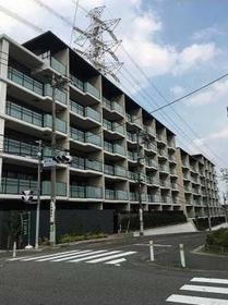 神奈川県川崎市麻生区白鳥３ 7階建 築6年5ヶ月